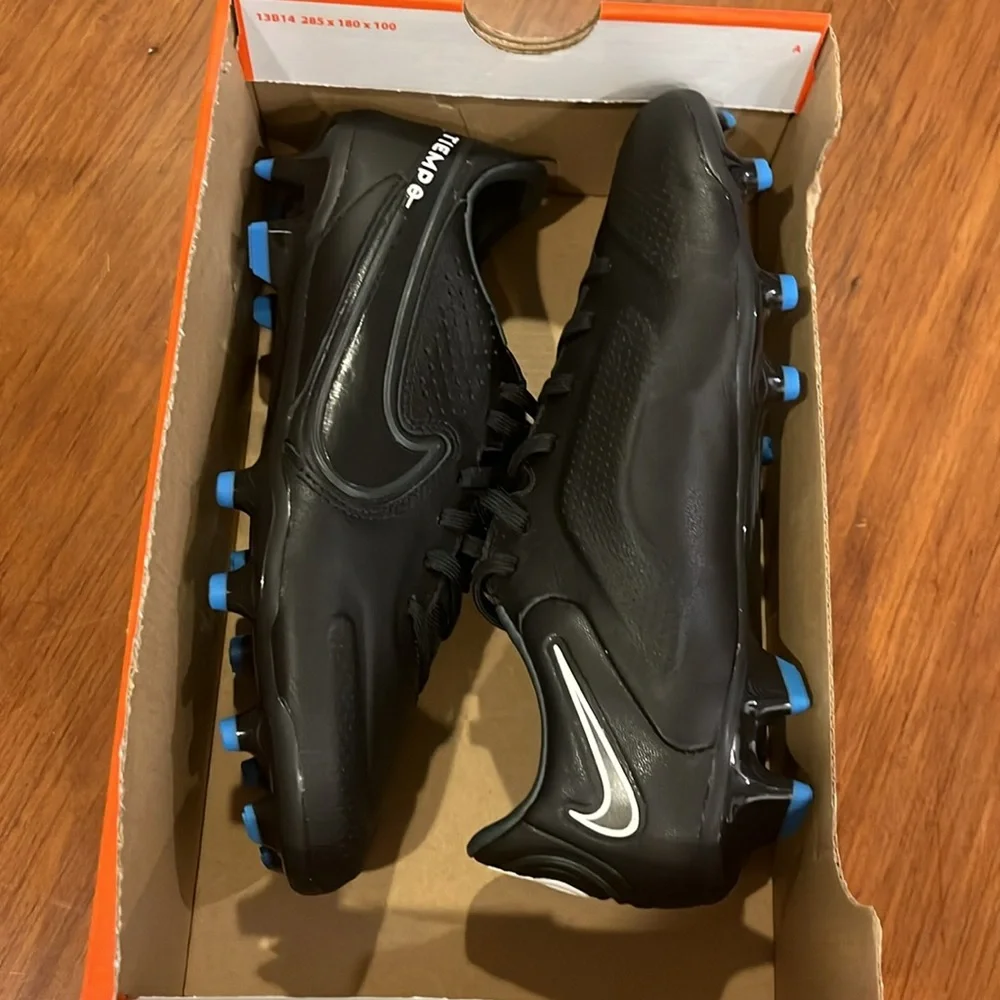 Nike Tiempo Legend 9 Pro FG Soccer Cleats shoes DA1175 001 Mens 6 / Womens 7.5